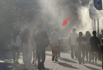 王思聪疑似已和懒懒分手！带新女伴逛日本乐园