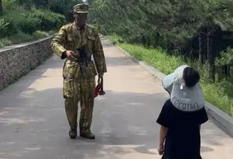 云冈石窟景区通报“拍照刺客”事件：两人非工作人员