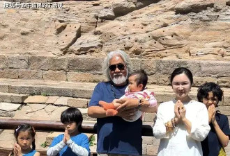 张纪中杜星霖带孩子旅行，撕开了爷孙恋的遮羞布