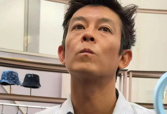 曾经的神颜陈冠希也老了，近照皮肉下垂皱纹明显
