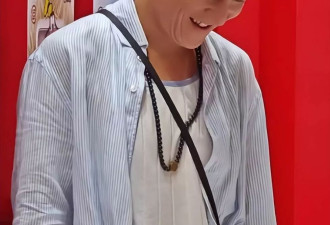 曾经的神颜陈冠希也老了，近照皮肉下垂皱纹明显
