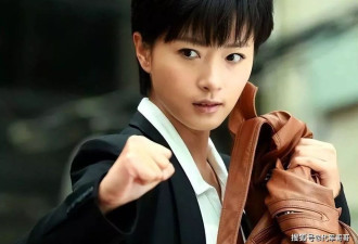 她因长得太漂亮,7次拒绝导演"要求"被雪藏,43岁终凭实力走红