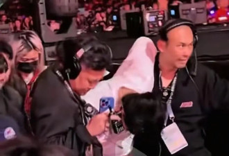 杨宗纬从舞台跌落 被抬走 重症医生:不要盲目移动