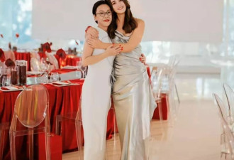 李国庆2个继女首曝光，金发碧眼大美女
