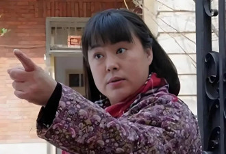 55岁李菁菁改名李京京,经历3段婚姻与癌症蜕变成气质美女