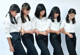 靠“丑”闯入内娱，女孩们熬到了第十年