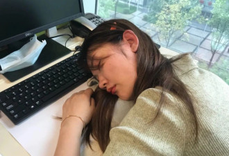别被“睡够8小时”绑架了