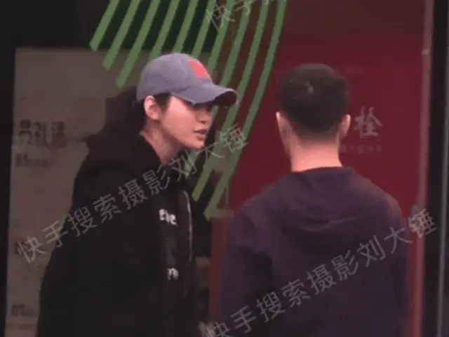 奚梦瑶何猷君：6年婚姻，正式解绑。