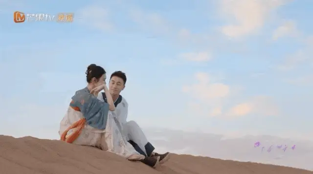 奚梦瑶何猷君：6年婚姻，正式解绑。