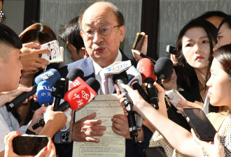 太残忍？ 柯建铭遭自家人逼宫 网友说是自找的