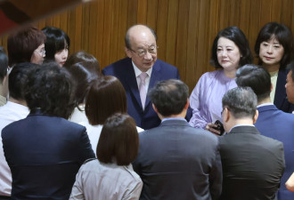 柯建铭大逆袭打爆民进党“证明赖清德完全跛脚”