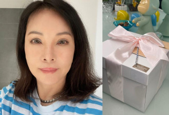 玉女歌手庆74岁生日 晒自拍照 吓坏网友