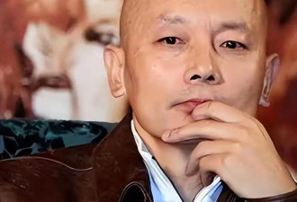 妹妹远在美国，父母双双离世，如今68岁的葛优现状如何了？