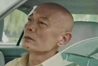 妹妹远在美国，父母双双离世，如今68岁的葛优现状如何了？