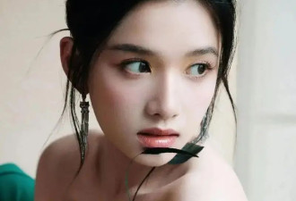张婧仪美得像TVB黄金时代当家花旦！她雪肤玉貌美爆了