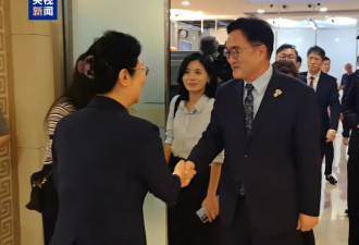韩国会议长禹元植抵京,将出席抗战胜利80周年活动