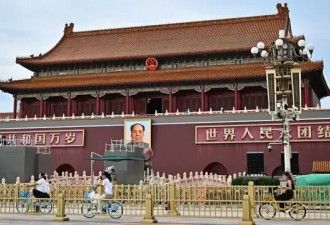 习近平在世界舞隆重亮相前, 北京收市内紧管制