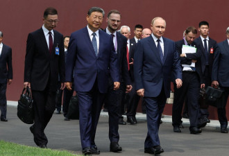普京：俄中战略关系正处于前所未有的高水平……