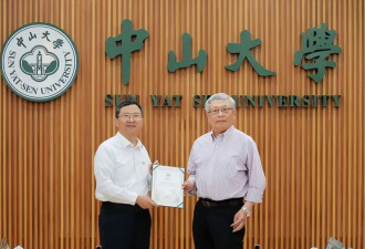 航班飞离美国后，国内才敢公布他归国的消息