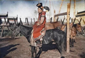 罕见彩照：1913年正闹独立的蒙古