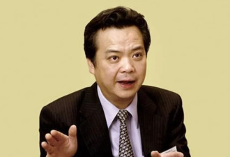 许家印背后：重庆首富的黑红生意