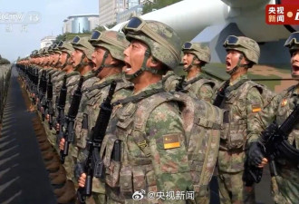 官兵高喊3个必胜,呼号声声，响彻长街...