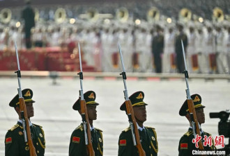 法新社镜头下中国阅兵的钢铁洪流.....