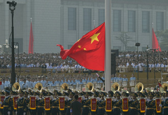 习近平主持阅兵式：煽动民族主义 展示中国影响力