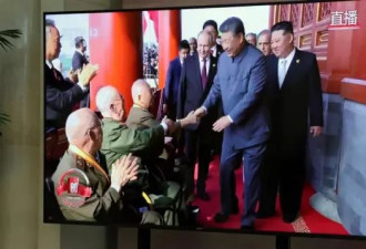 93阅兵胡锦涛未现身,东风61洲际导弹等新武器亮相