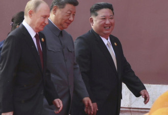 金正恩向习近平保证坚定不移地发展两国关系
