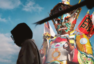 中国“鬼节”，过得如此隆重