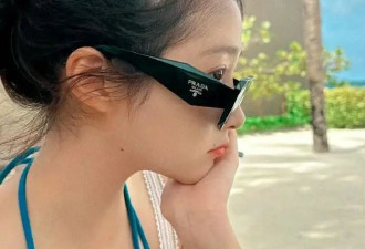 美女红星关晓彤穿比基尼好辣！肤白貌美大长腿性感撩人