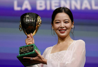 辛芷蕾获威尼斯影后：十几年前我吹过一个牛…