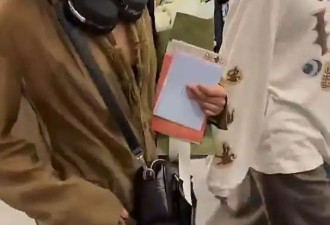 “威尼斯影后”辛芷蕾回国 机场彻底“燃”了