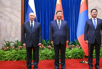 中国蒙古俄罗斯首次在三国边境举行联合军事演习