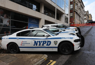 纽约男遭殴后向警求助 警员：不归我们管