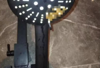 入住酒店发现“花洒有粪便”，前一晚发生什么？