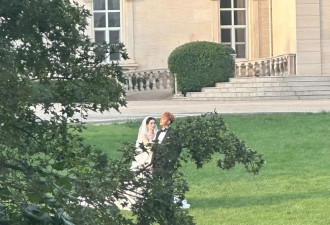 黄子韬与徐艺洋拍婚纱照被偶遇！二人曾被曝将于今年10月办婚礼