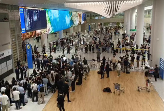 “70人挤一间房”在美被捕韩工返国 吐露拘留惨况