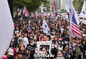 柯克遭枪击烧向韩国！千人上街拒绝中国人入境