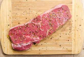 川普关税砸了餐桌！牛肉涨不停 消费者被价格吓到