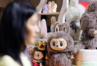 压力前所未有 越来越多中国成人主动做回“宝宝”