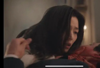 44岁要去“竞选总统”的全智贤，穿衣风格都变了！