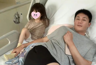 王灿女儿生病住院，杜淳陪床主打松弛，姿势妖娆占女儿大半病床