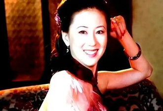 22年前她一脱成名轰动全国 汤加丽如今怎样了