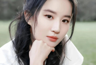 外表仙气 私下却是“老烟枪”的4位女明星 刘亦菲最令人意外！