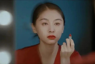 “影后”王子文：不停恋爱，去父留子