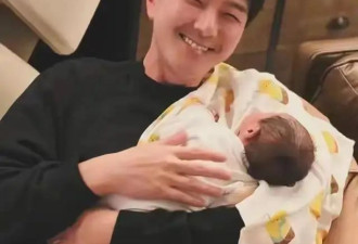 TVB模范夫妻街边卖鱼？两人配合默契，今年刚生子