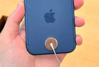 苹果线下店摆出iPhone 17：机身首日即已伤痕累累
