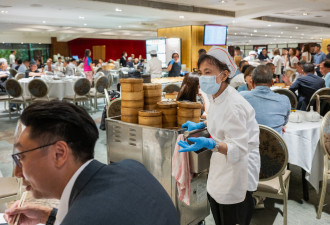 “点心车阿姨”谢幕 香港传统早茶文化渐成回忆